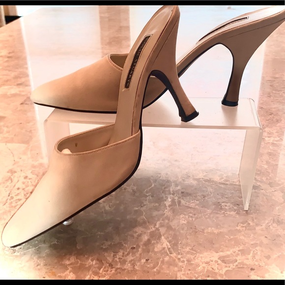 Spool-Heeled Mules - Picture 4 of 10